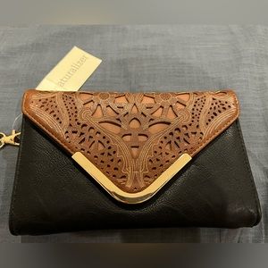 New with tags/ Trendy summer bag black ,gold and brown combination
